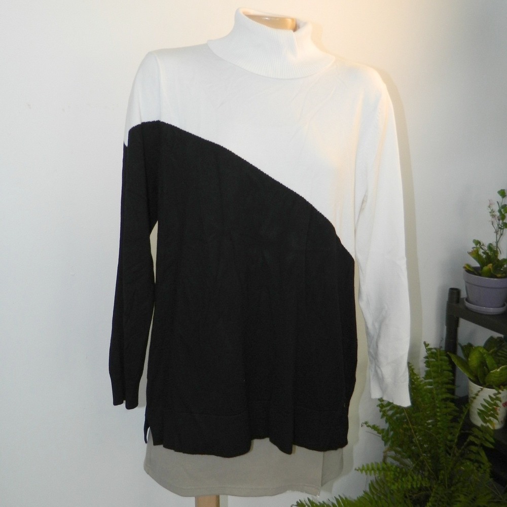Calvin Klein Turtleneck Sweater Women Large Black White Colorblock Logo Knit
